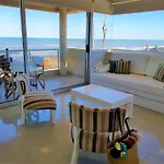 Hotel Tejas Rojas