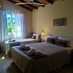 Hosteria Costa Bonita