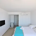 Vista Hotel