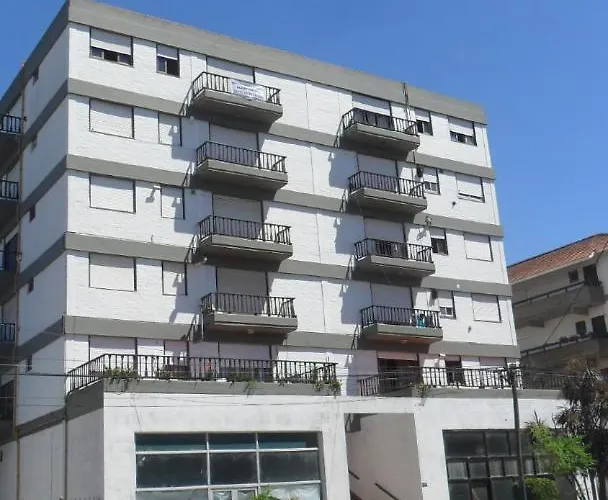Depto 2 Amb Con Cochera Villa Gesell