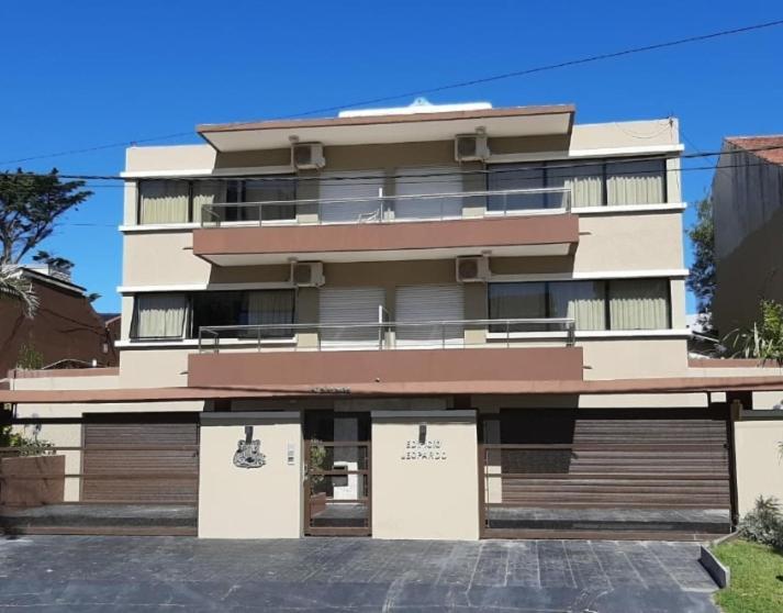 Apartamento Edificio Leopardo Gesell Villa Gesell