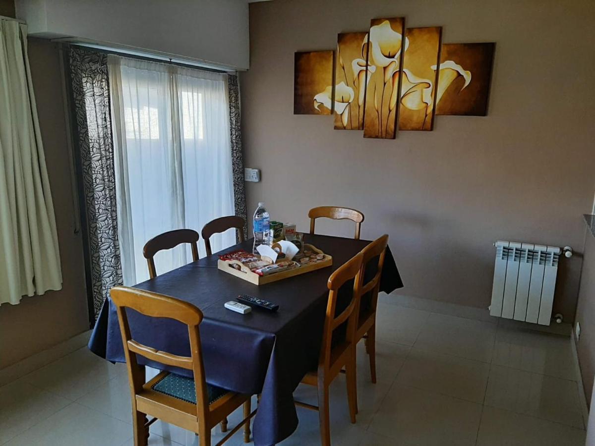 Edificio Leopardo Gesell Apartamento