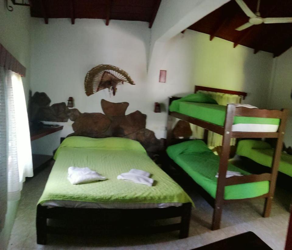 La Del Sol Inn 2*