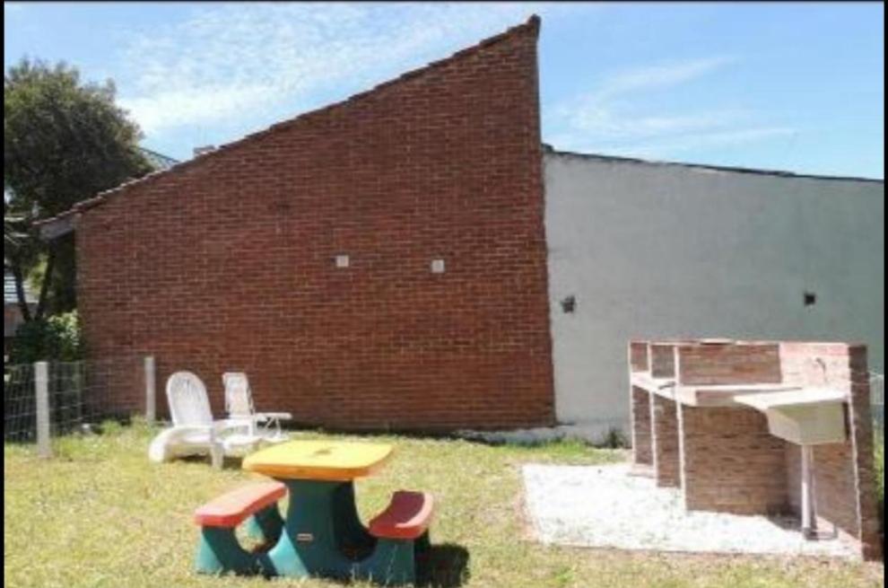 Habitación en casa particular Edificio Astrid Villa Gesell