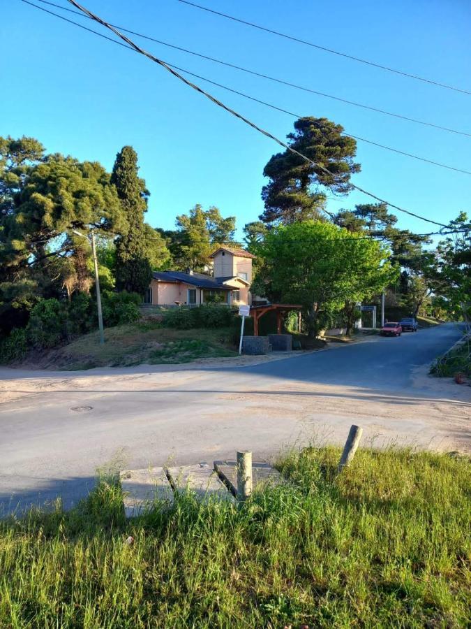 Casa Alpina Espaciosa A 2 Cuadras Del Centro De Gesell Y A 5 De La Playa
