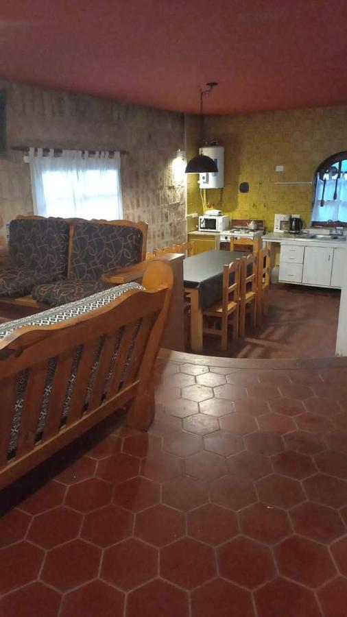 Casa Alpina Espaciosa A 2 Cuadras Del Centro De Gesell Y A 5 De La Playa Villa Gesell