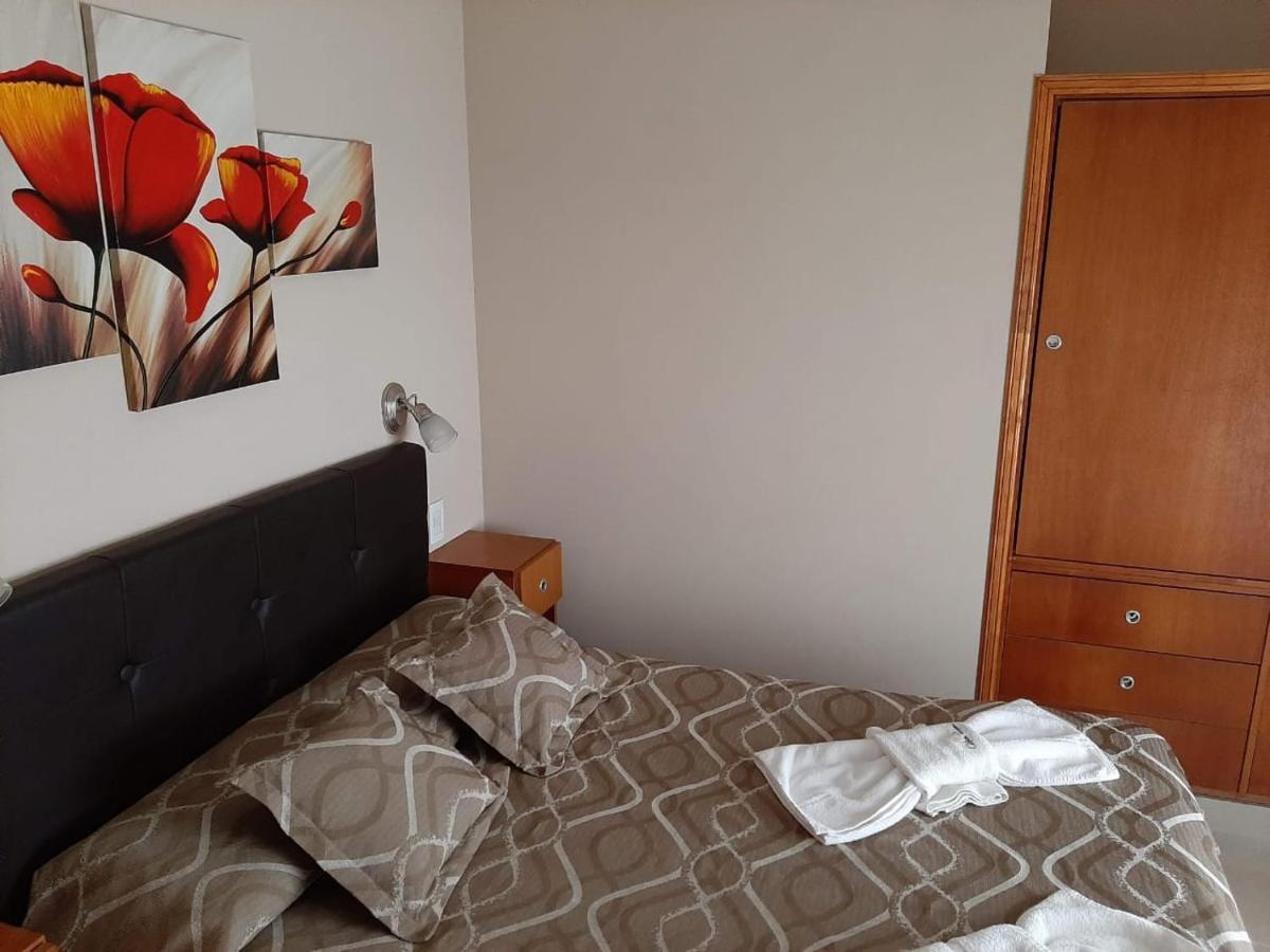 Edificio Leopardo Gesell Apartamento *