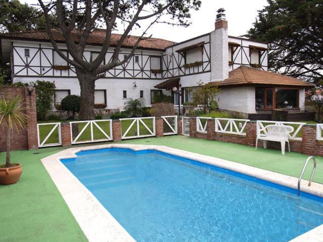 Actinia Inn