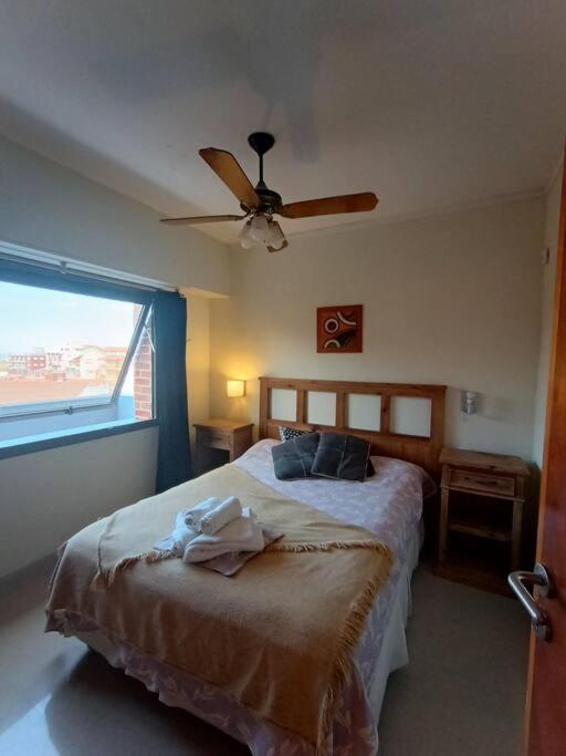 A Pasitos Del Mar, Tranquilo. Villa Gesell