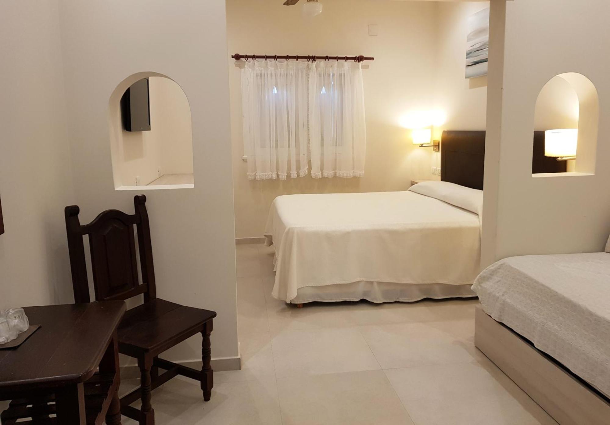 Hotel Tejas Rojas Villa Gesell