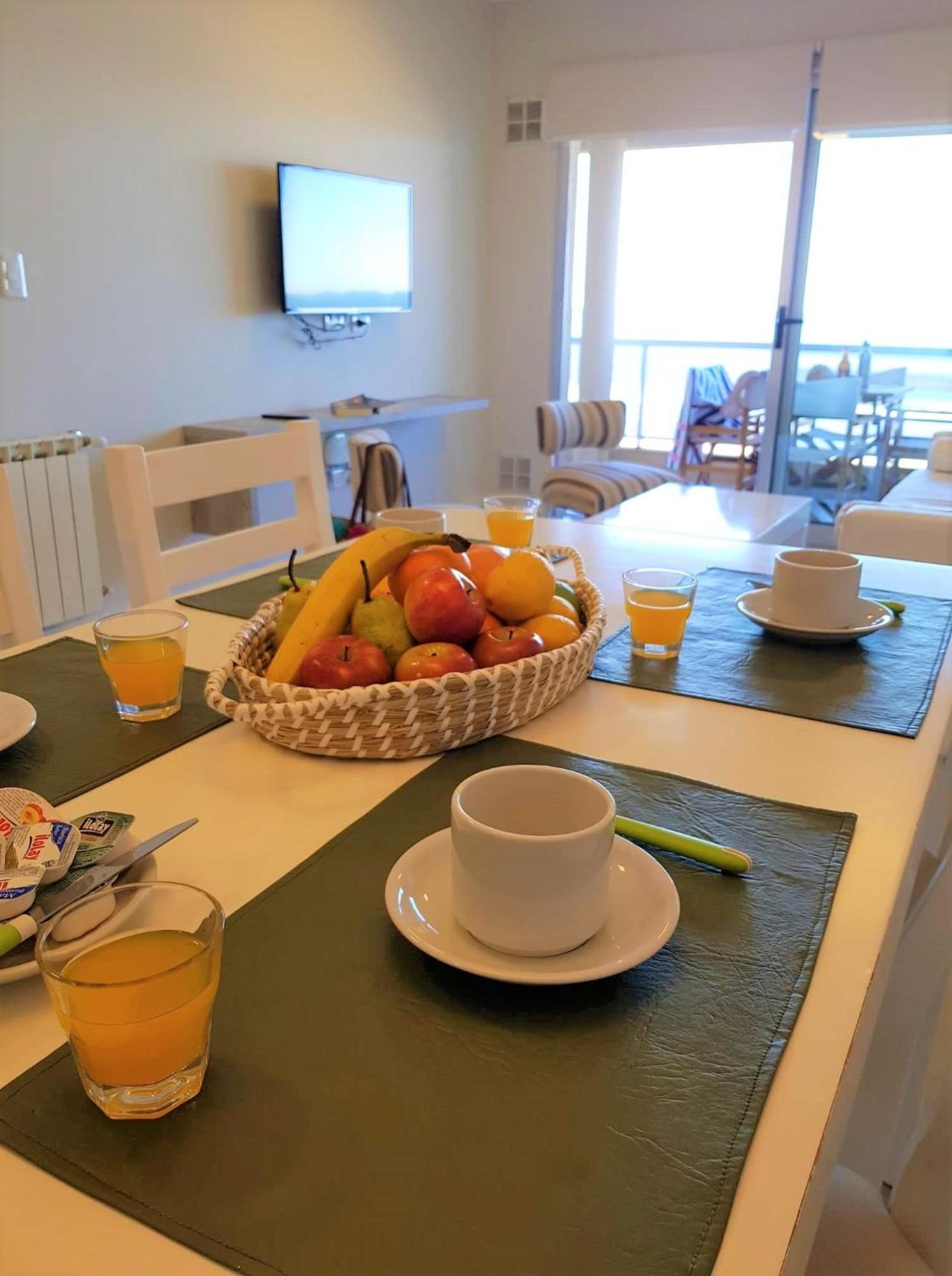 Tejas Rojas Hotel