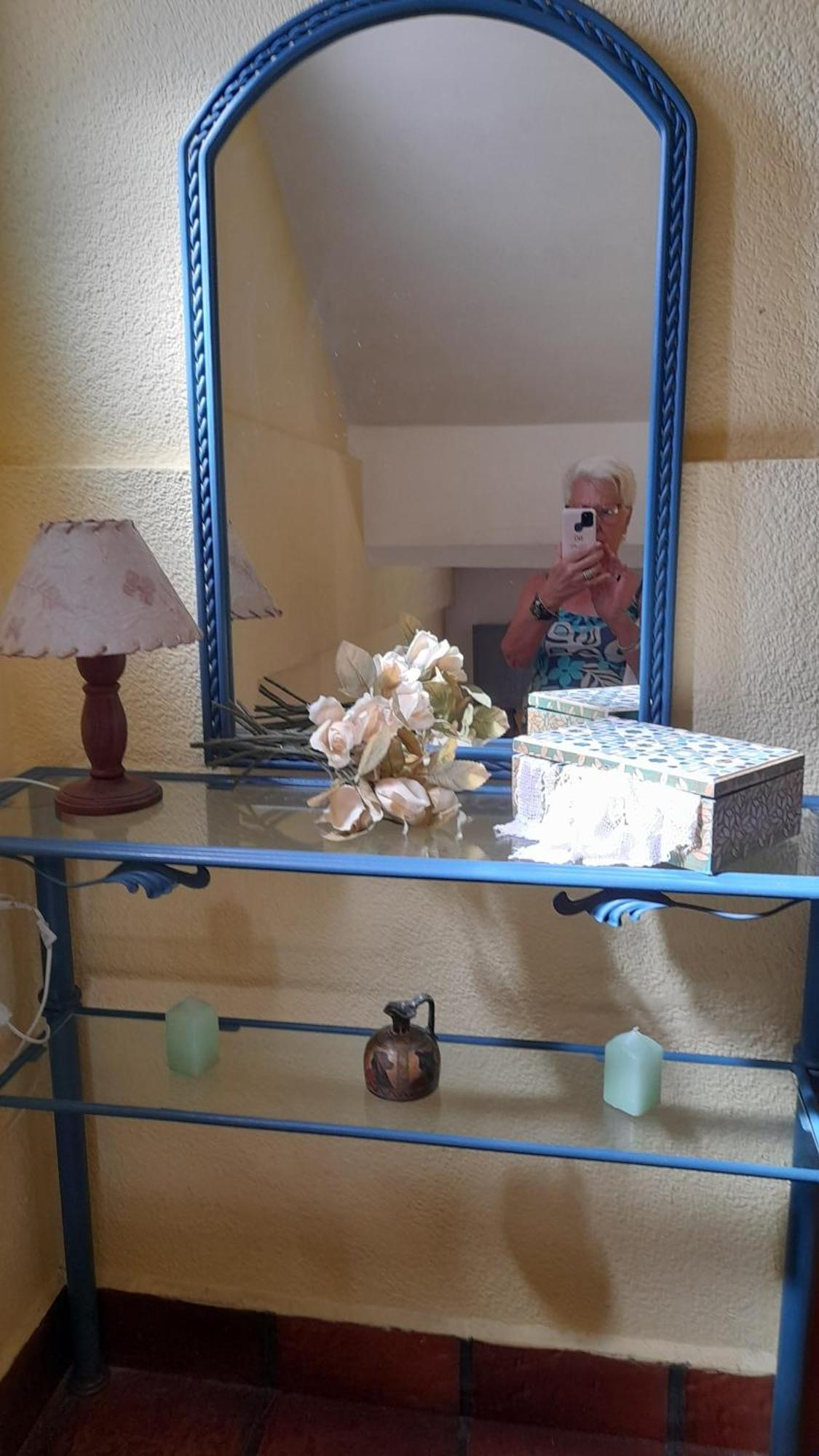 Inn De La