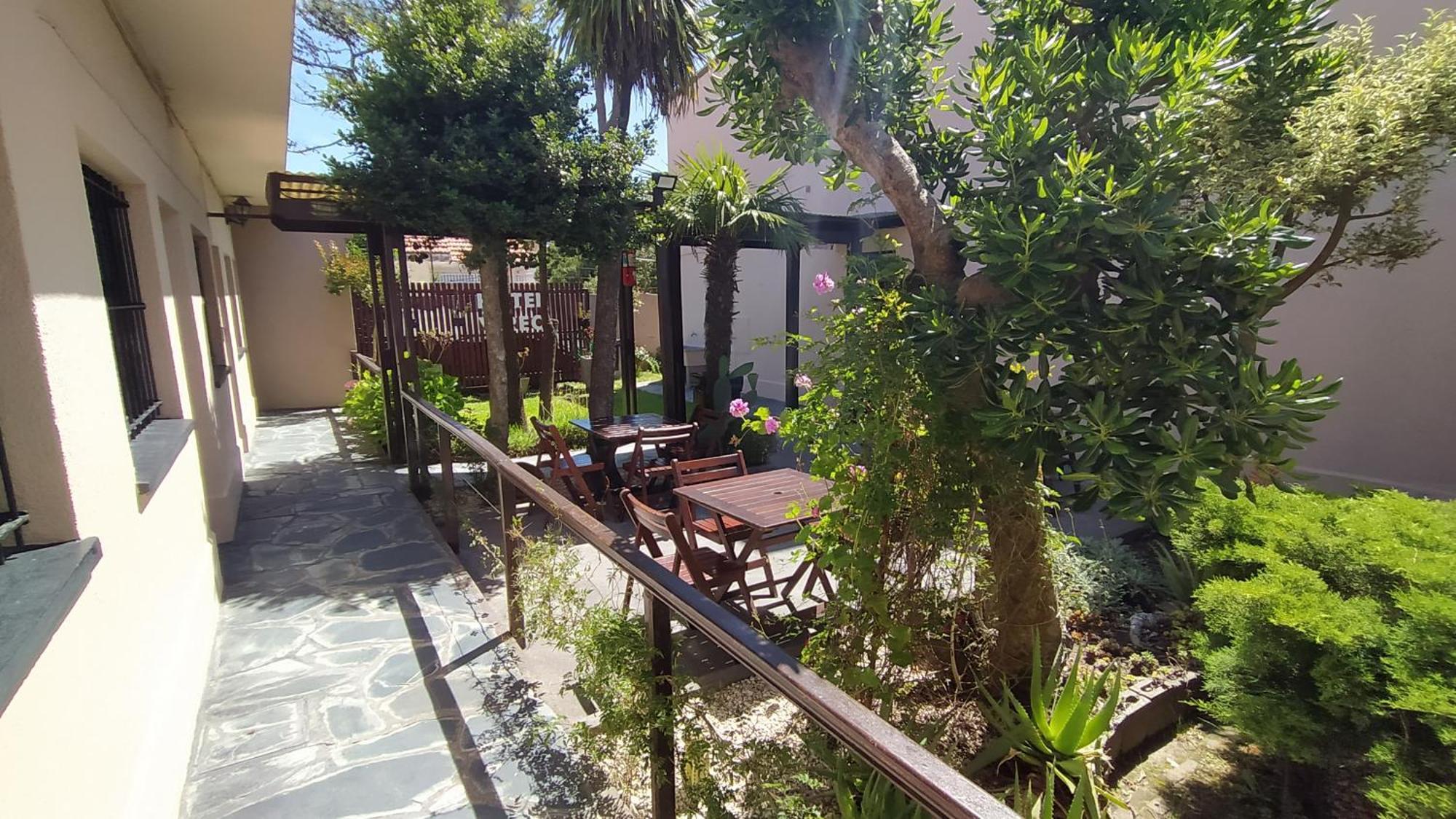 Vireo Hotel *