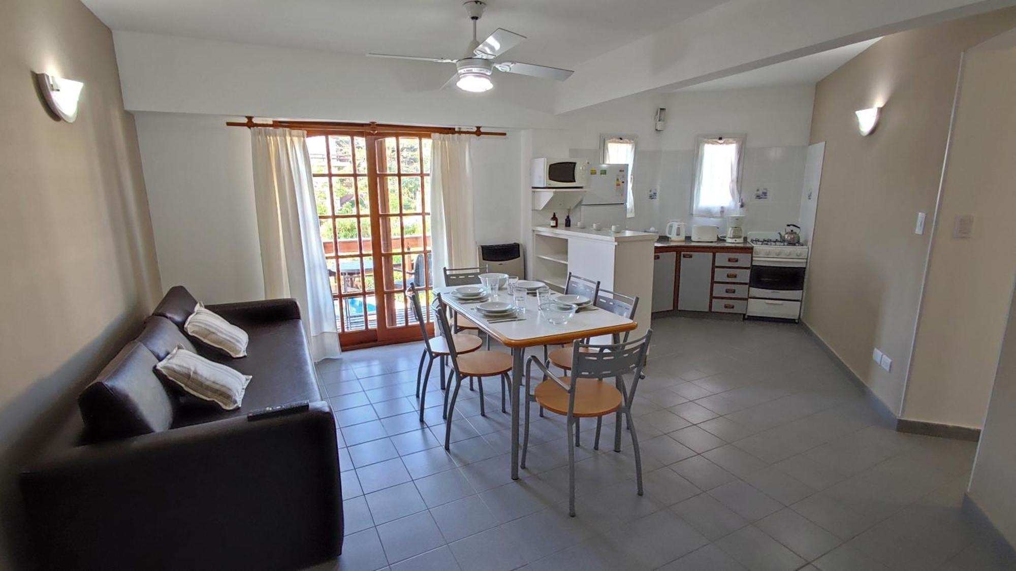 Apart Octogono Condominio * Villa Gesell
