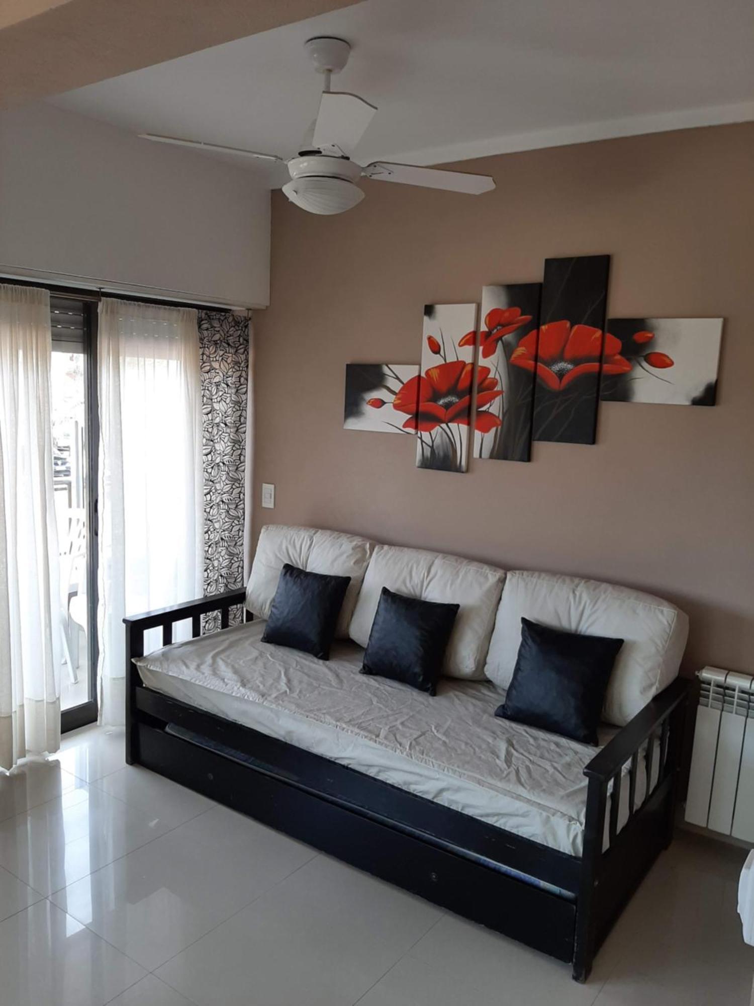 Edificio Leopardo Gesell * Villa Gesell