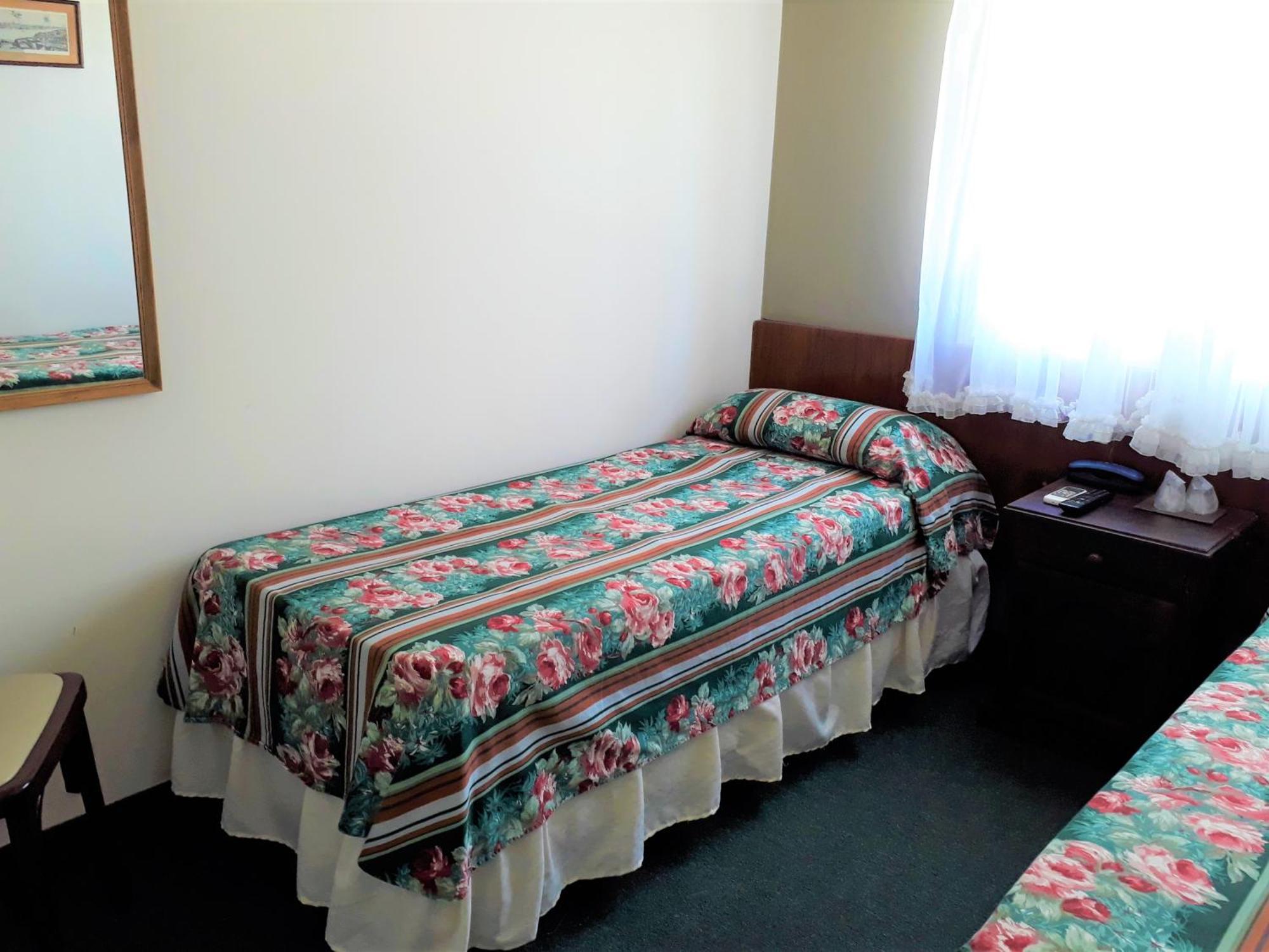 Hotel Tejas Rojas Villa Gesell