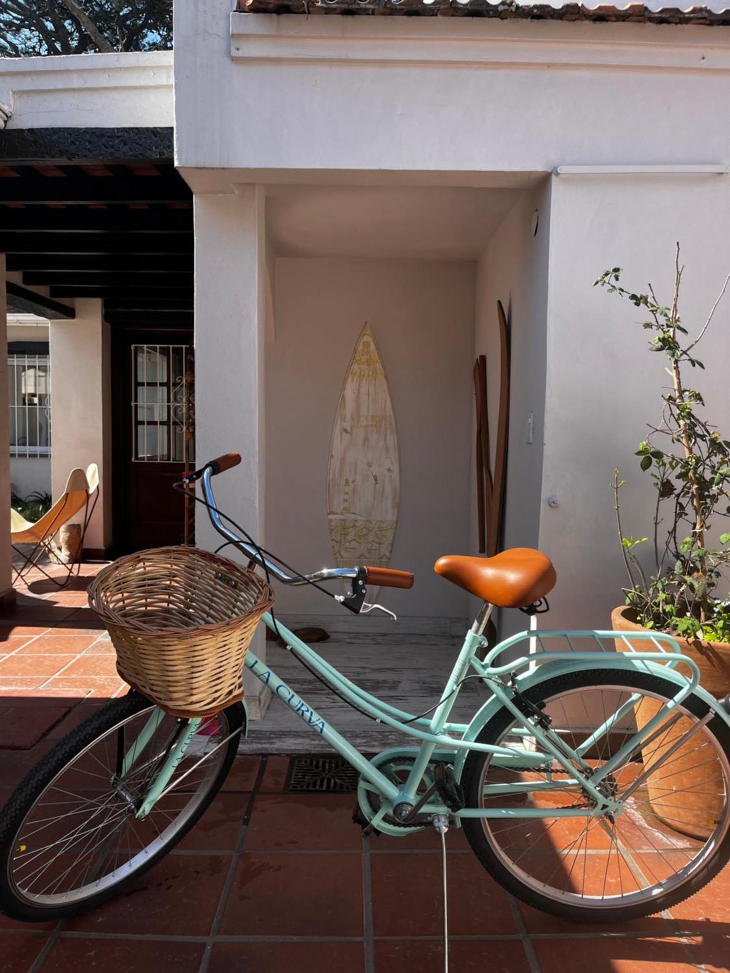 La Curva Casa De Playa Bed and breakfast *