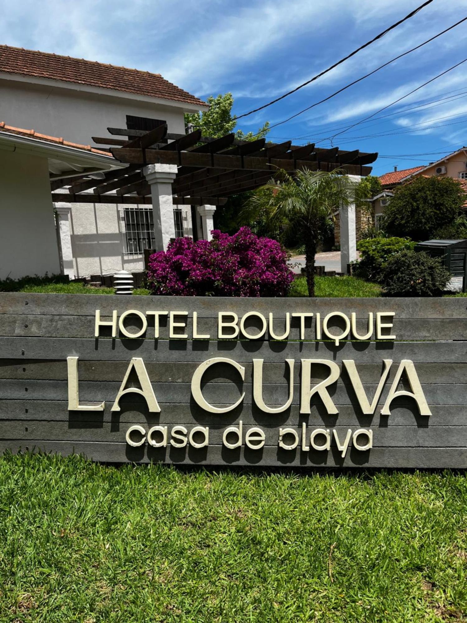 La Curva Casa De Playa