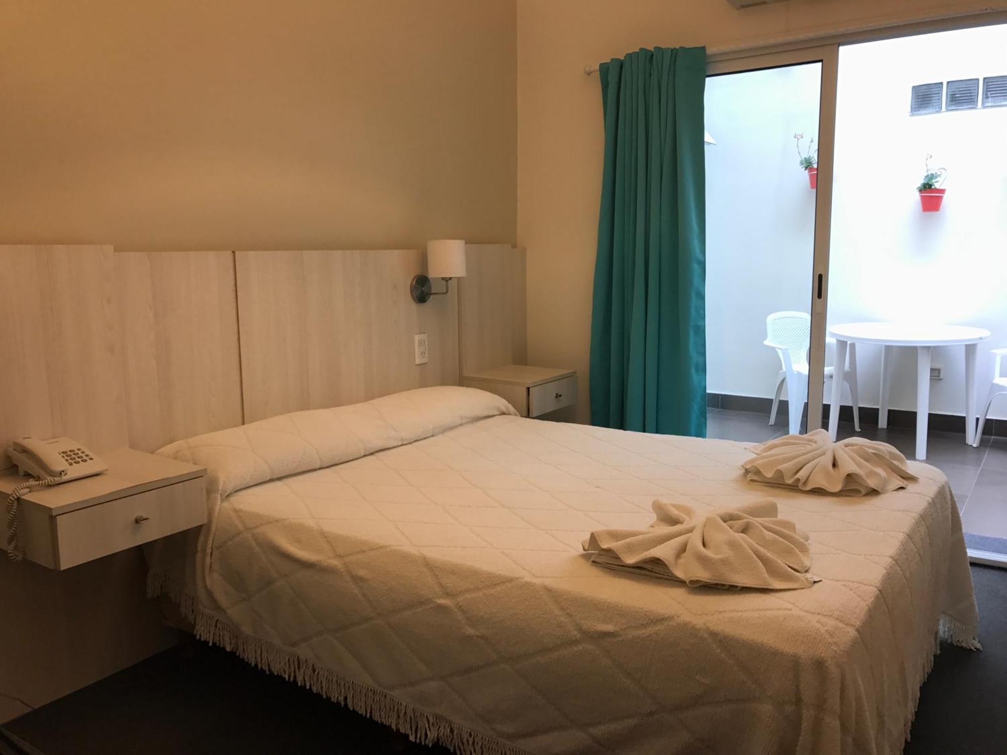 Don Carlos Hotel