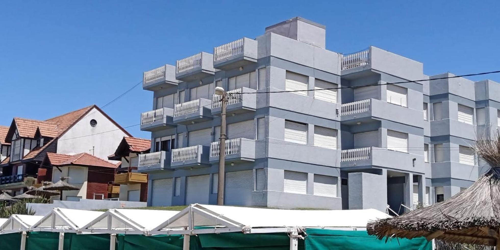 Departamento Gesell Centro Sobre Playa Y 114 Vista Al Mar Apartamento