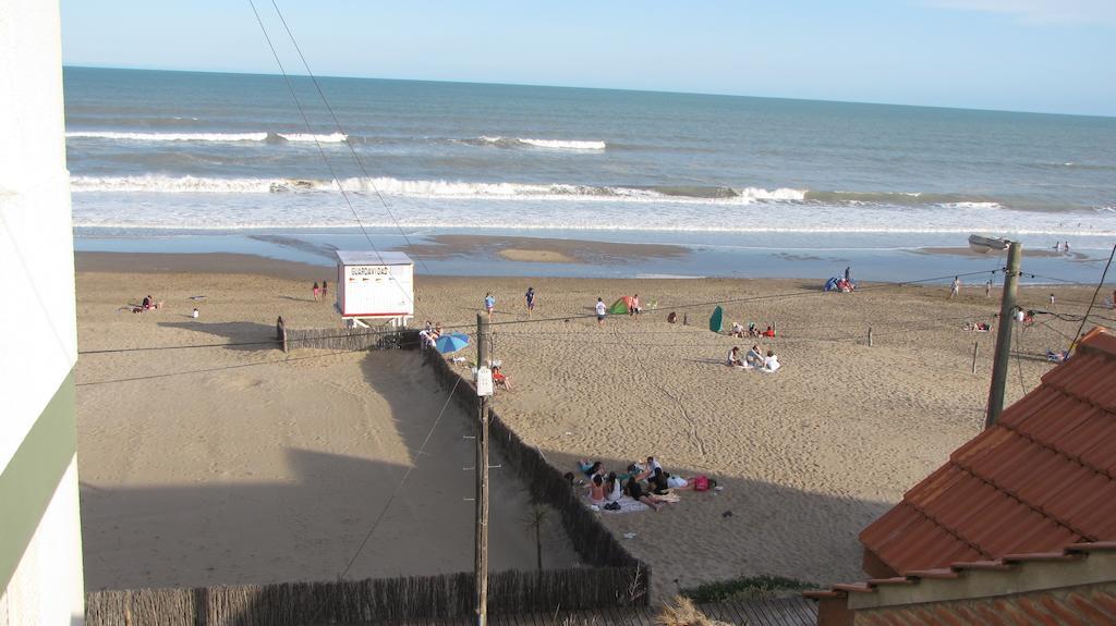 Apartamento Departamento Gesell Centro Sobre Playa Y 114 Vista Al Mar