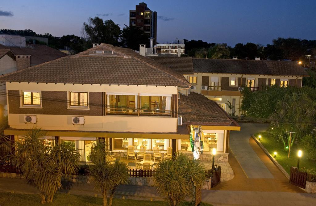 Riviera Hotel 3*