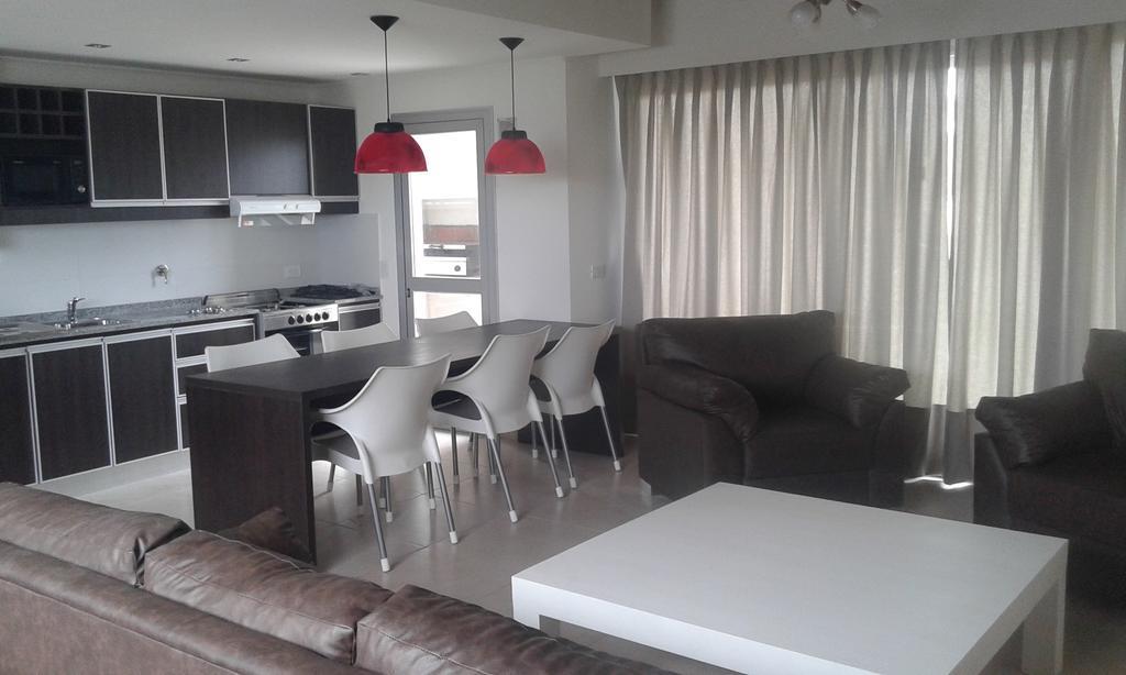 Avenida 1 * Villa Gesell
