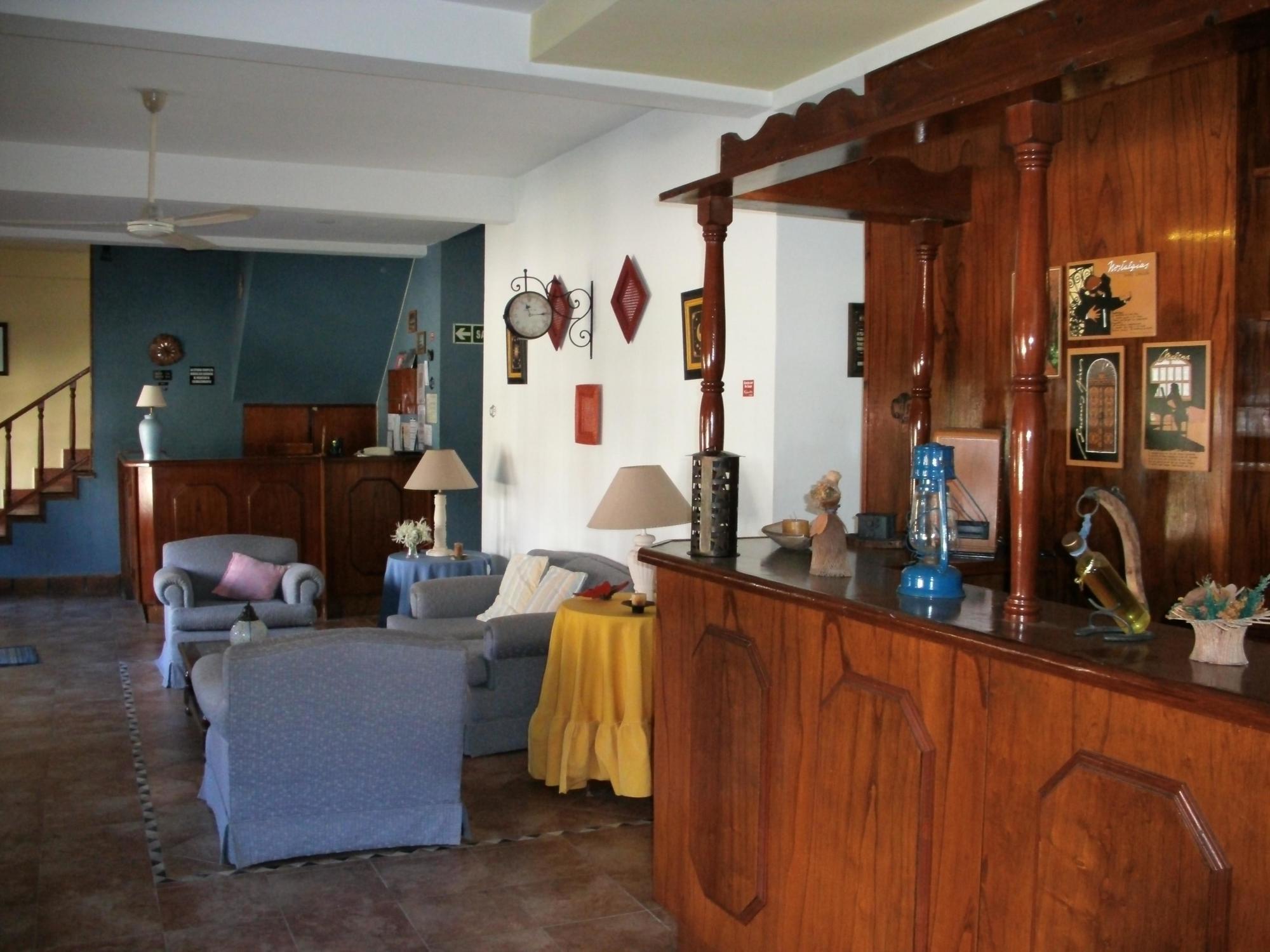 Inn De La 2*