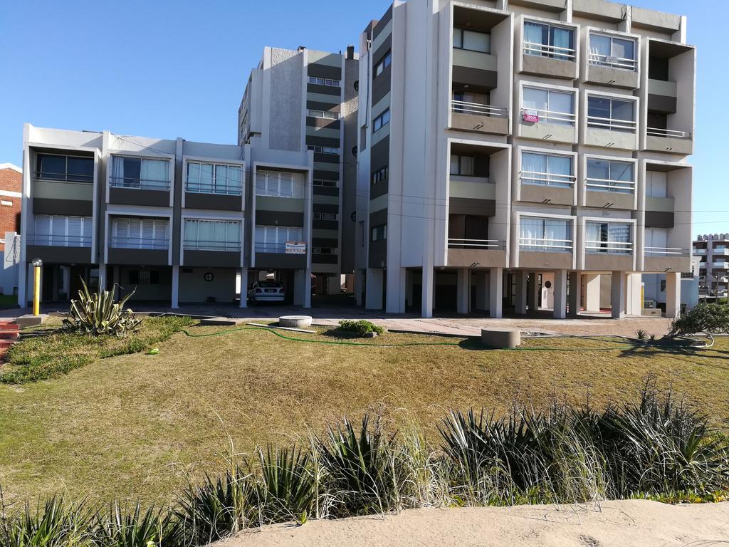 Apartment Departamento Gesell Sur Sobre Playa Y 140 Vista Al Mar Villa Gesell