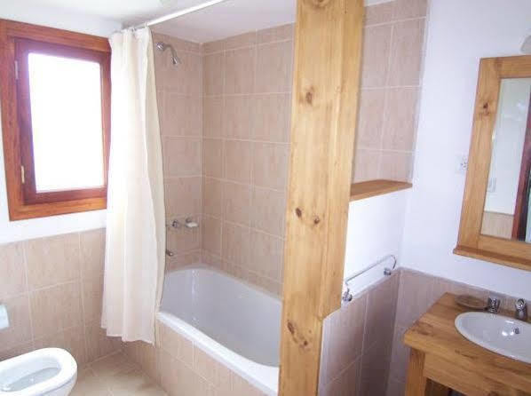Cabanas Kuei Hotel
