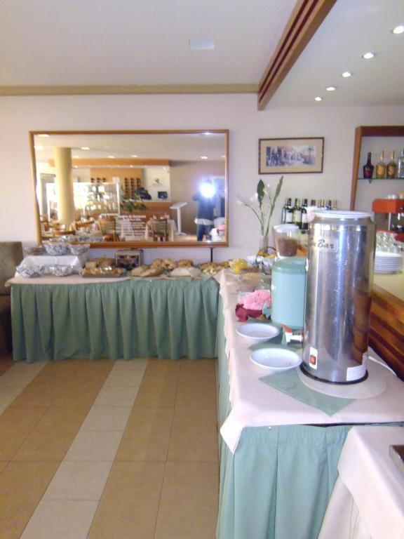 Gesell & Hotel