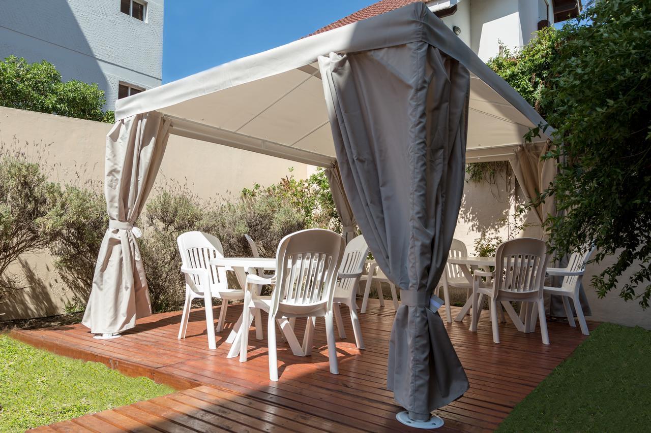 Hotel De La Ballena 2*