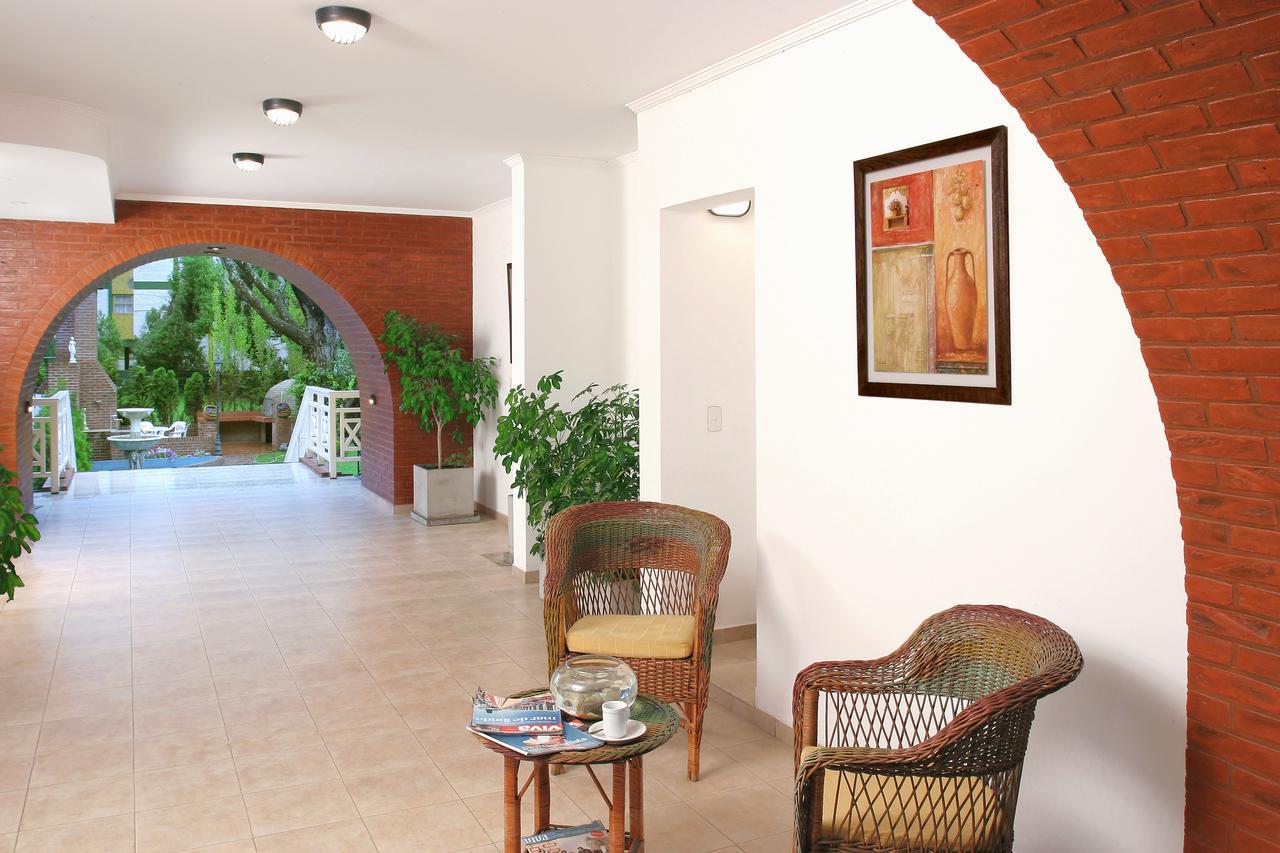 Apartahotel Paradisso *