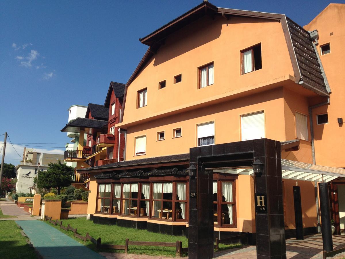 Marina Hotel