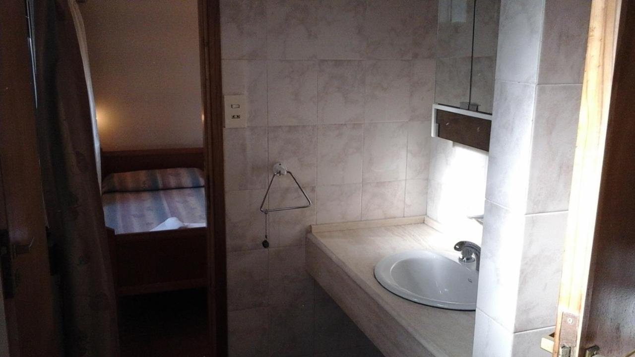 Hotel Mariska Dos Estrellas Superior