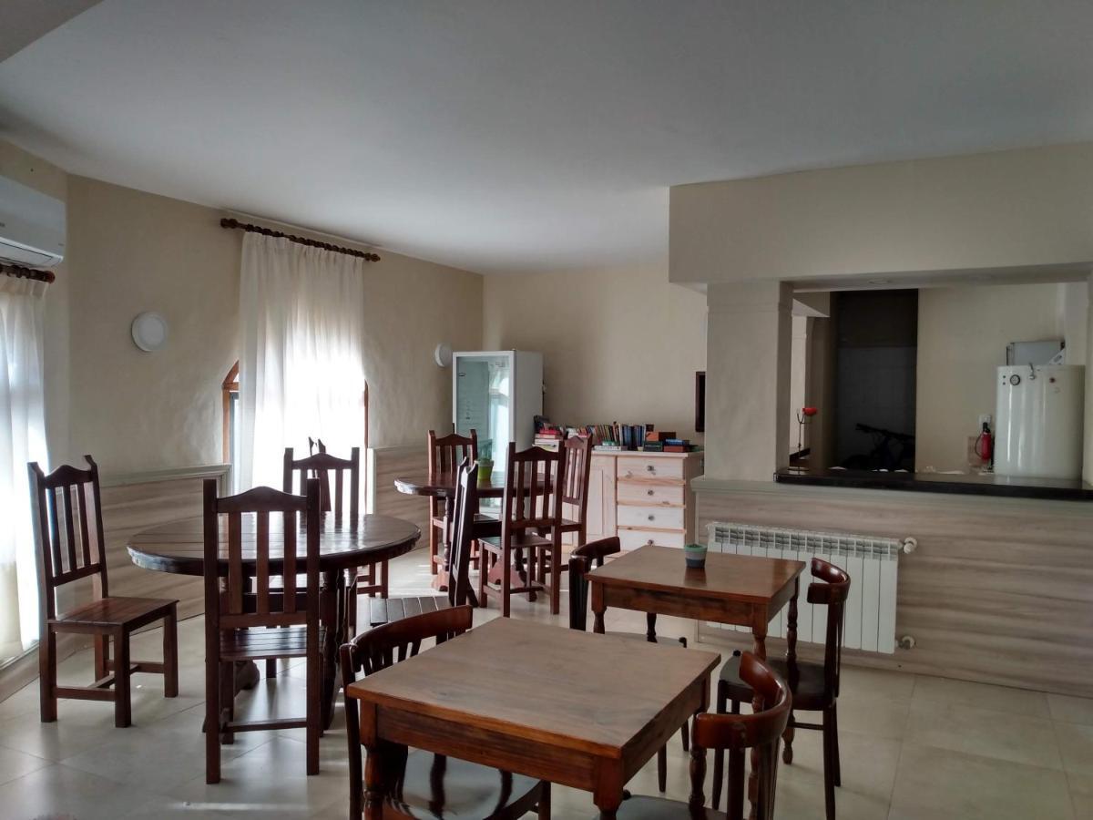 Hotel Colonial Gesell Villa Gesell