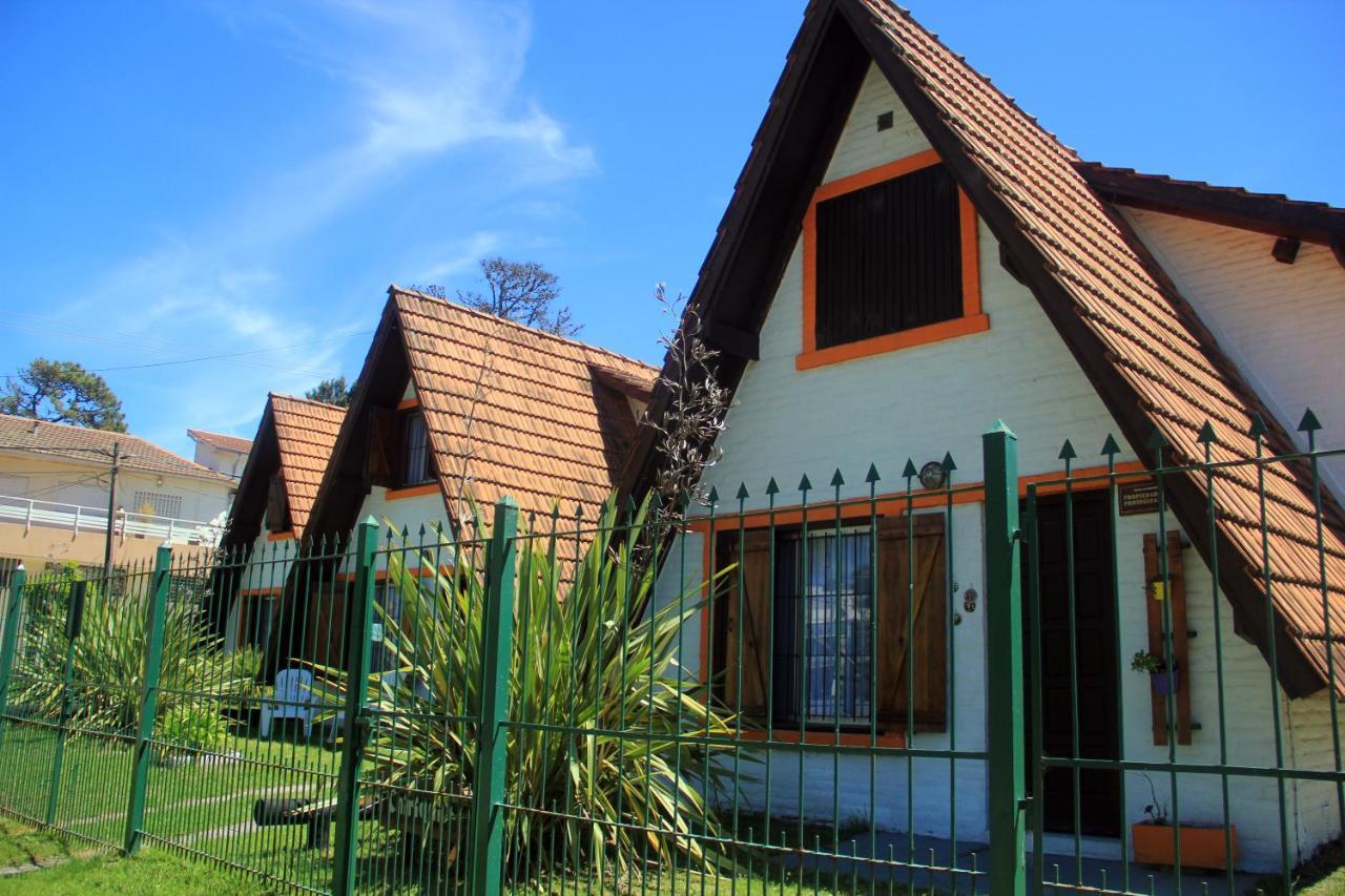 Alpinos Lodge *