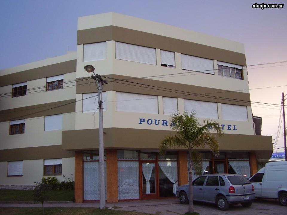 Pourally Hotel