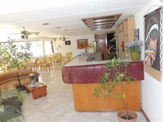 Reviens Hotel 3*