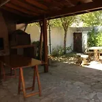 Comodo Chalet En Barrio Norte