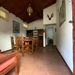 Complejo Quimey No Se Alquila A Jovenes Y Se Reserva Con El 30 Porciento Del Total Mediante Deposito Bancario