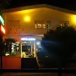 Hotel Aloha