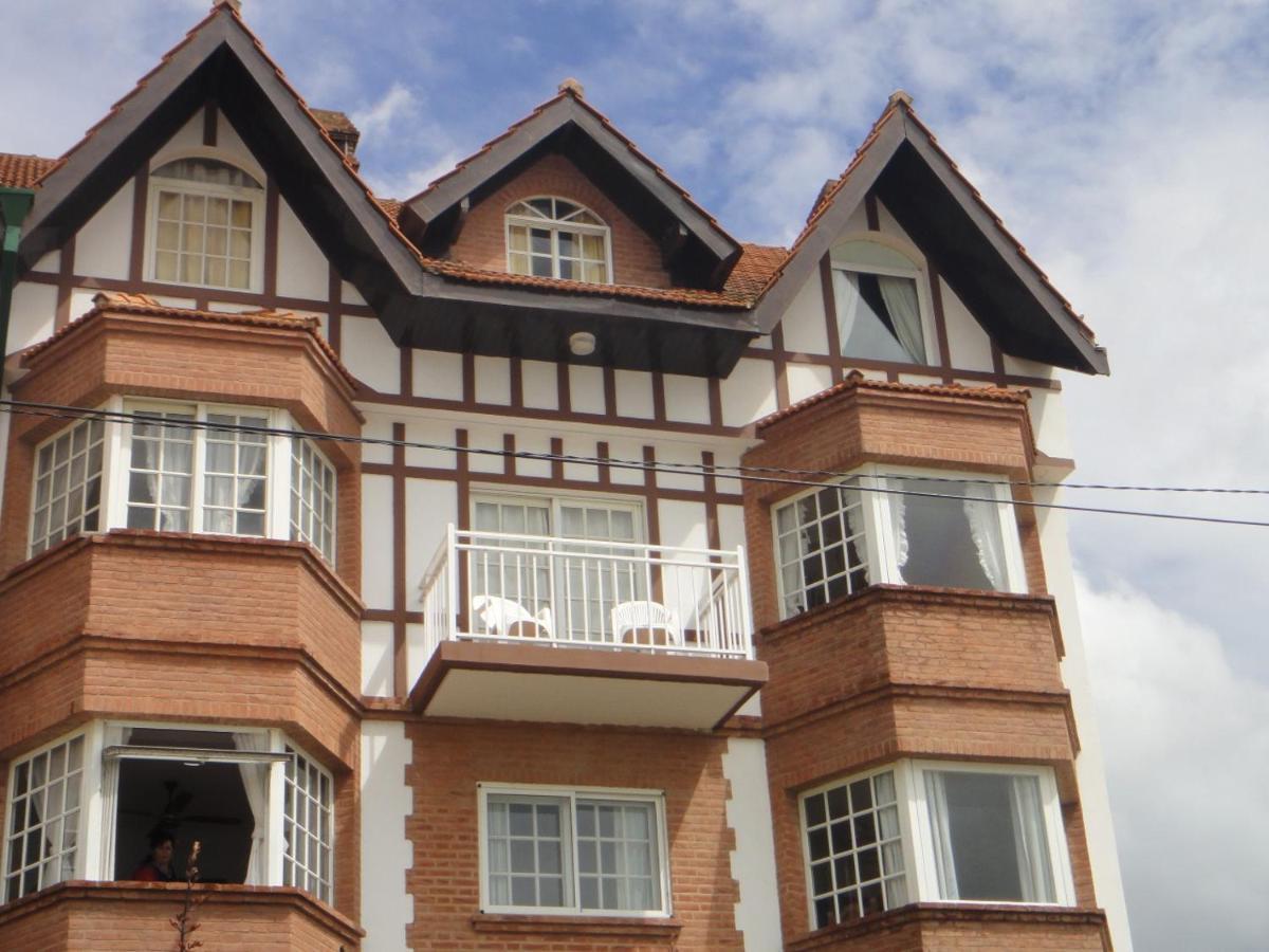 Triplex Frente Al Mar Balcon Gesell Apartamento