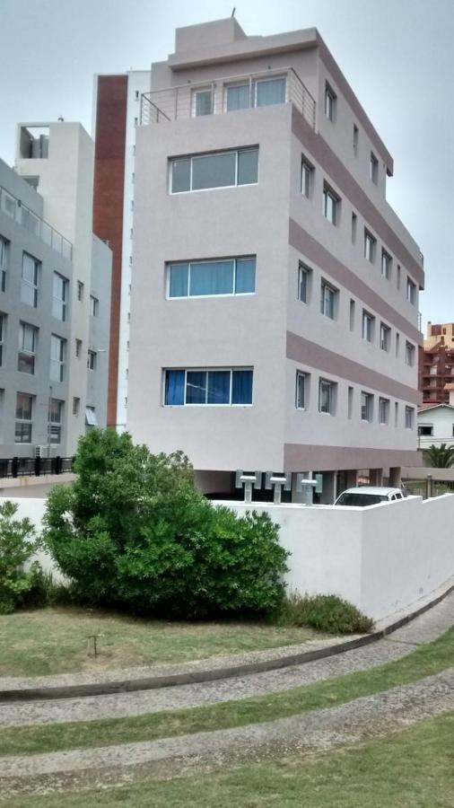 Punta Gesell Apartment *