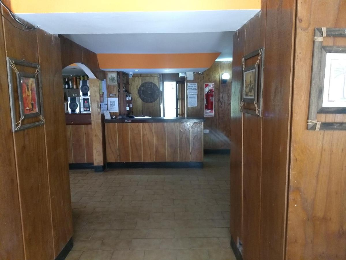 Hotel Sahara 2*