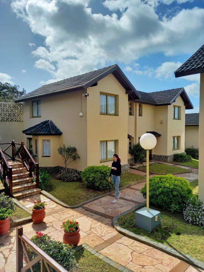Lodge Orillas Del Mar *