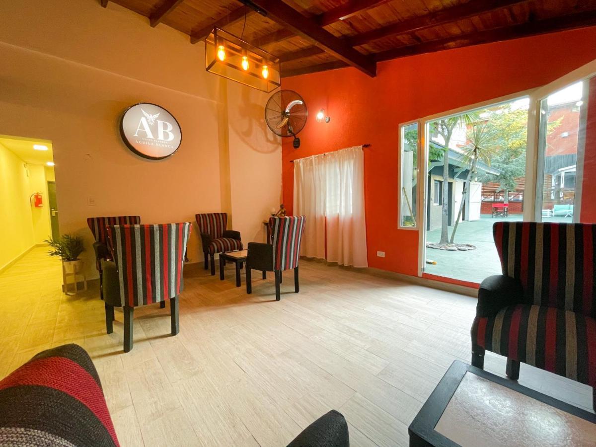 Hotel Aguila Blanca