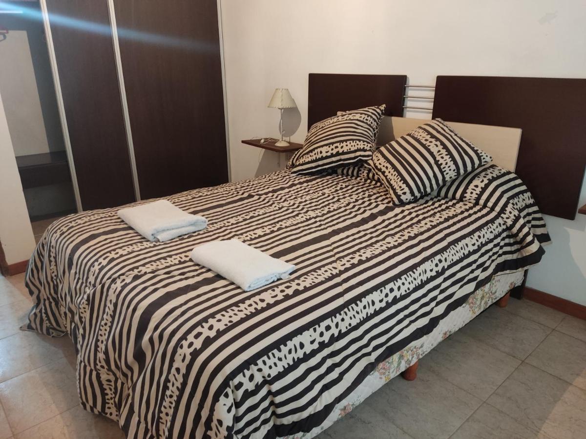 Departamentos Huelten Gesell Apartment *