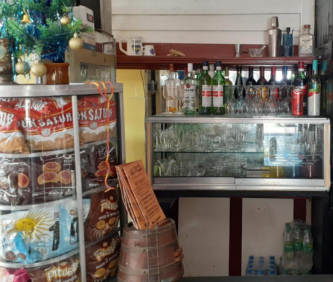 La Del Sol Hostal