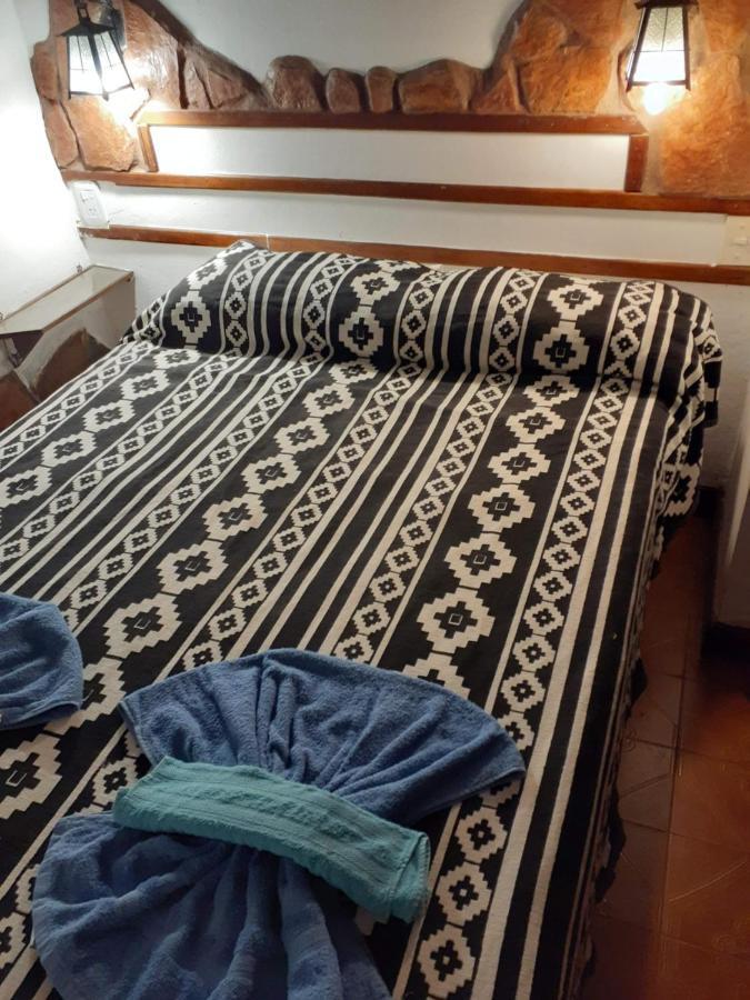 La Del Sol Hostal *